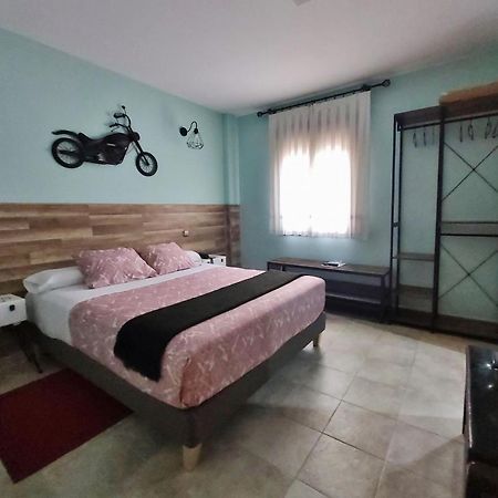 Posada Del Camino Real Torrelaguna Buitenkant foto